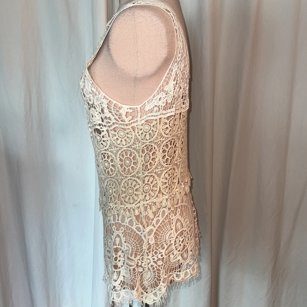 crochet top 2 tone beige Ultra Pink Brand see through - Picture 2 of 8
